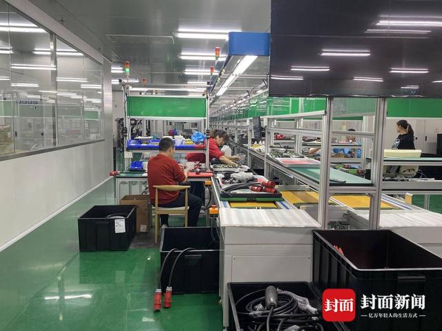 四川省新能源產品加速“出?！保舷掠纹髽I出口訂單齊增長丨決戰四季度 大干一百天